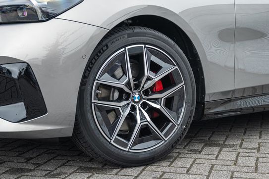 BMW Seria 5 520d xDrive M Sport