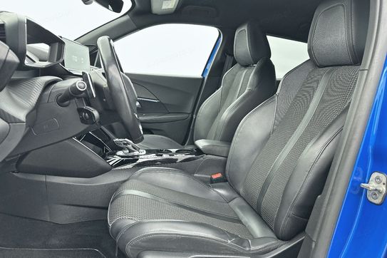 Peugeot 2008 GT 1.2 PureTech EAT8