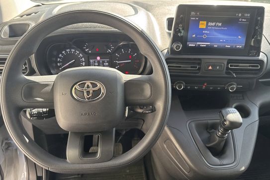 Toyota Proace City Verso Business 1.5