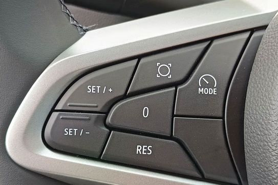 Dacia Duster Journey 1.6 Full Hybrid