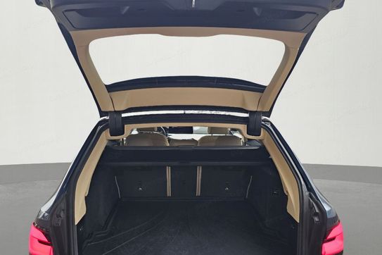 BMW Seria 5 Touring 520d xDrive