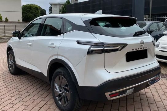 Nissan Qashqai Acenta Xtronic 2WD 1.3 DIG-T mHEV