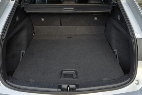 Suzuki Swace 1.8 Hybrid Premium Plus CVT