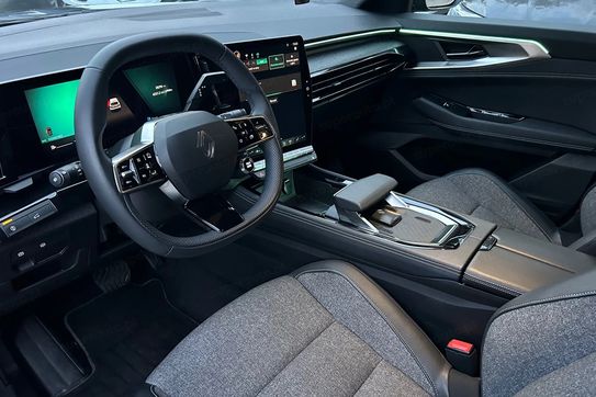 Renault Rafale 1.2 E-Tech Full Hybrid 200 Techno MMT