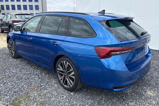 Skoda Octavia Sportline 1.5 TSI mHEV DSG