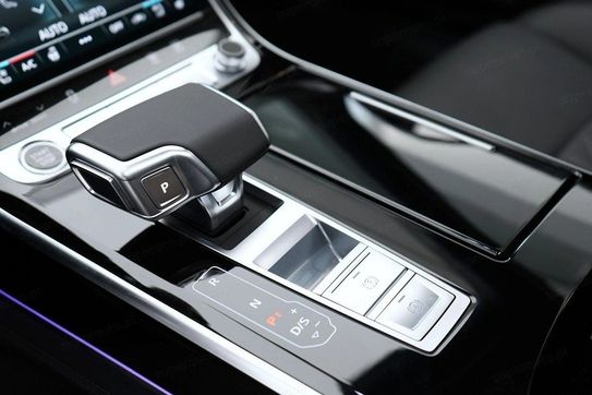 Audi A8 L 60 TFSI e quattro Tiptr.