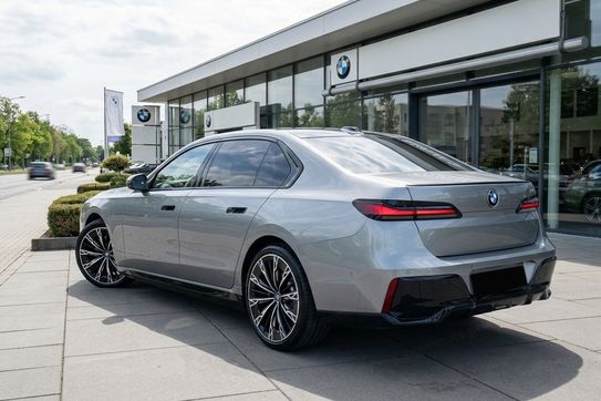 BMW Seria 7 740 xDrive M Sport