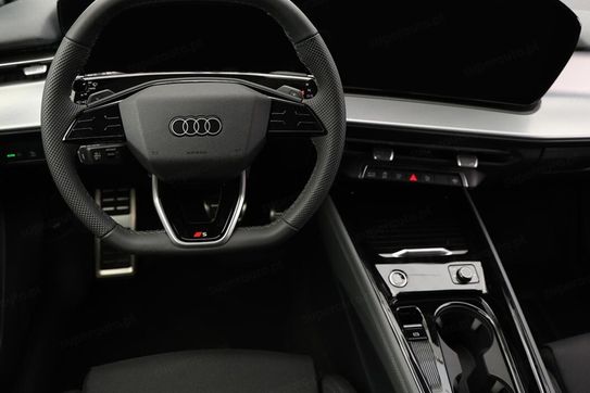 Audi Q3 e-Hybrid S line