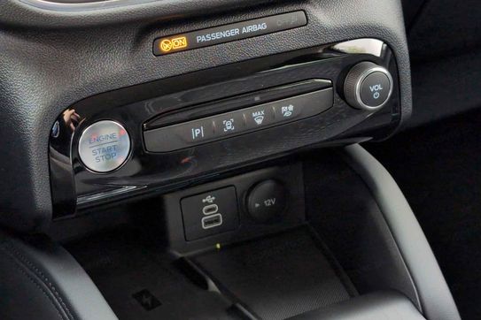 Ford Kuga Titanium 2.5 FHEV