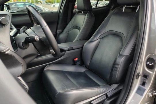 Lexus UX 250h Elegance 2WD
