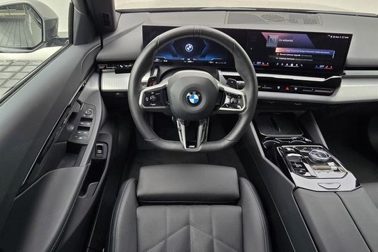 BMW Seria 5 520d xDrive M Sport