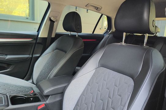Volkswagen Golf TDI Life DSG