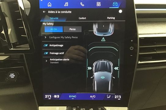 Renault Austral Techno 1.2 Hybrid AT