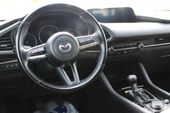 Mazda 3 2.0 mHEV