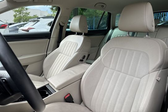 Skoda Superb Style 2.0 TSI  DSG
