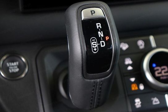 Land Rover Defender 130 5.0 P425 Outbound