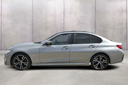 BMW Seria 3 320d xDrive mHEV aut