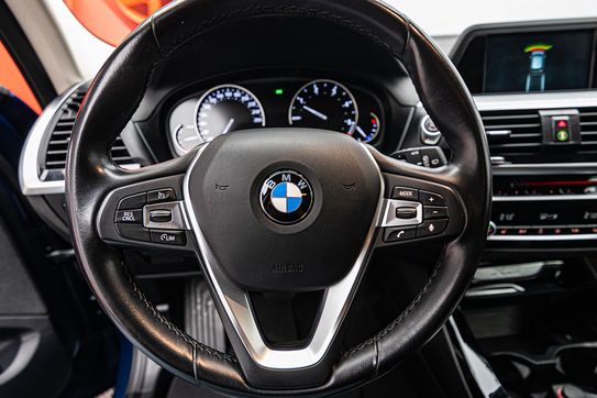 BMW X3 sDrive18d aut