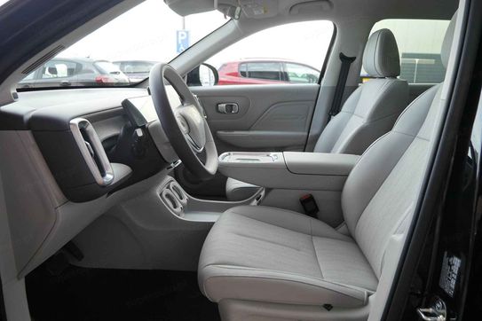 Leapmotor B10 Design Hybrid EV 18,8 kWh