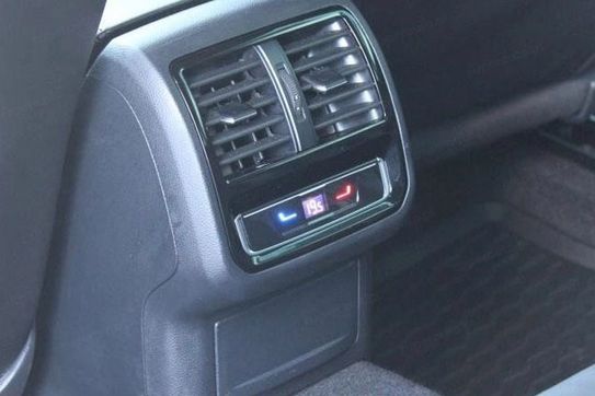 Volkswagen Passat 2.0 TDI SCR 4Mot. Elegance DSG