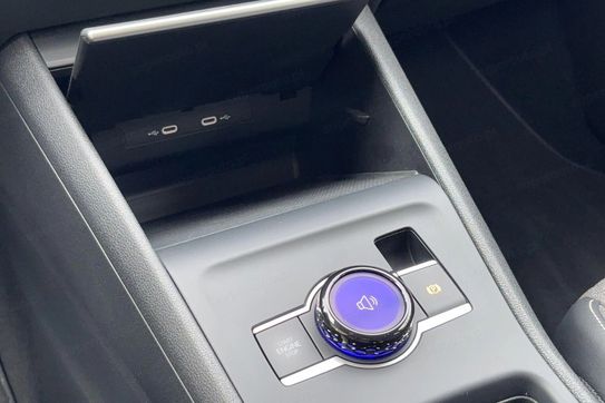 Volkswagen Tiguan 1.5 eTSI DSG