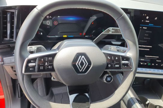Renault Austral TCe Iconic Esprit Alpine