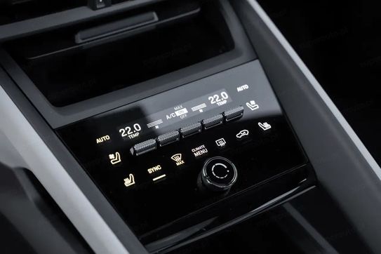 Porsche Macan 4
