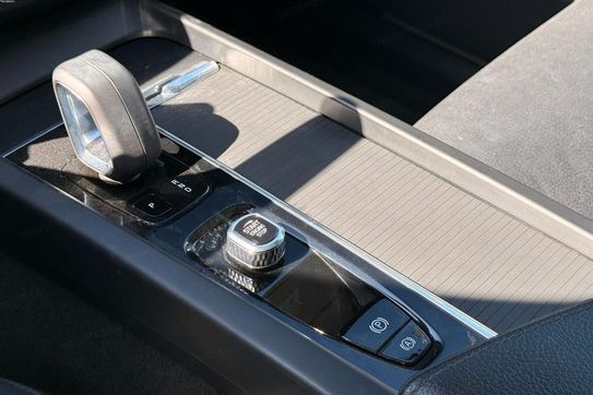Volvo XC60 B4 D Momentum Pro aut