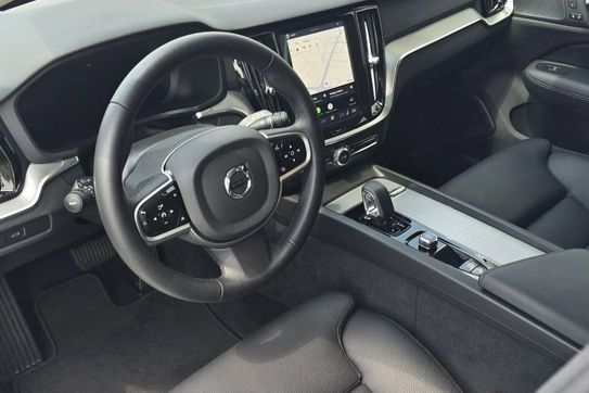 Volvo V60 B4 B Plus Dark aut