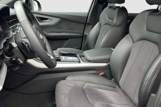 Audi Q8 SQ8 TFSI quattro