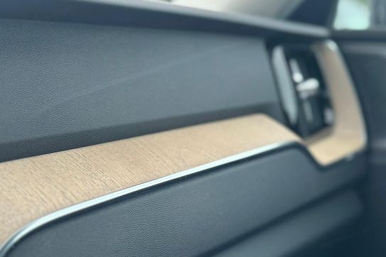 Volvo XC60 B5 B AWD Plus Dark