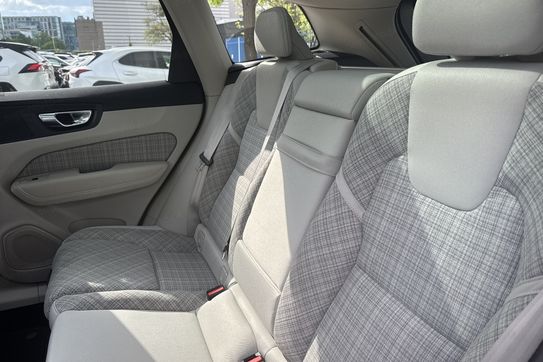 Volvo XC60 T6 Plug-In Hybrid AWD Core