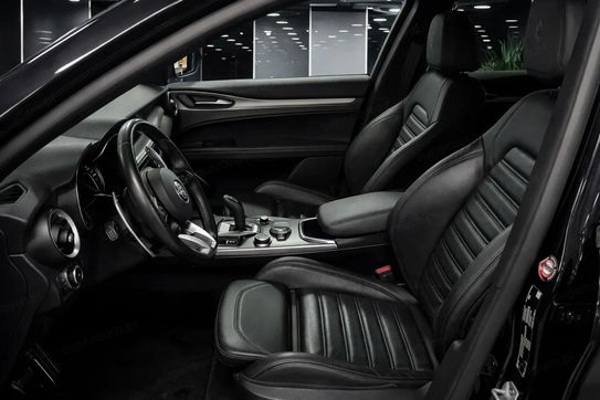 Alfa Romeo Stelvio Turbo Veloce Q4