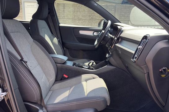 Volvo XC40 B3 Plus Dark