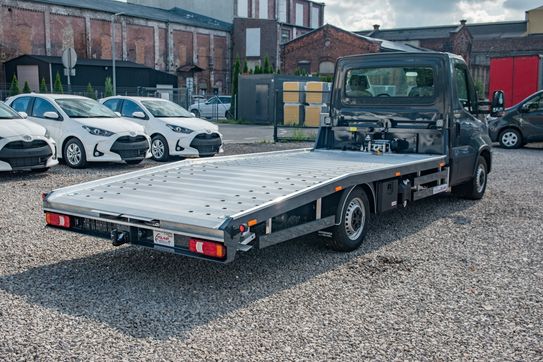 Iveco Daily 35S18 Hi-Matic Autolaweta