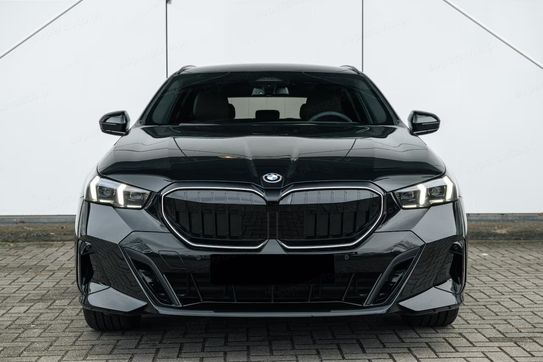BMW Seria 5 Touring 520d xDrive M Sport