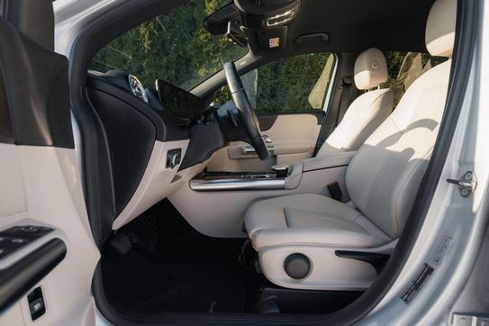 Mercedes B Klasa 180 d Progressive 8G-DCT