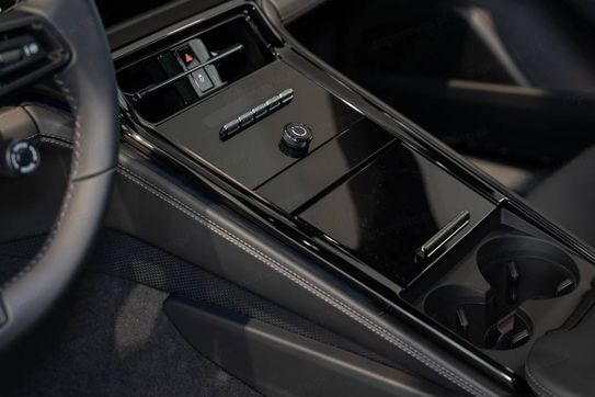 Porsche Panamera 4