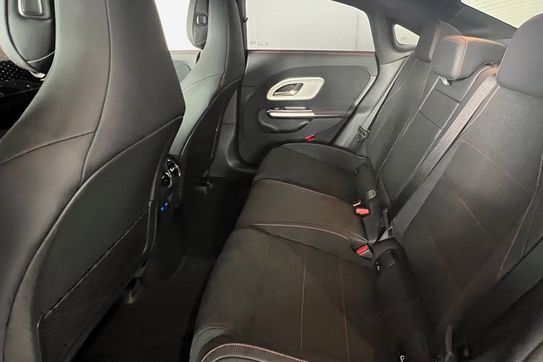 Mercedes CLA 200 AMG Line