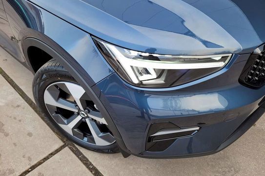 Volvo XC40 B3 Ultra Dark