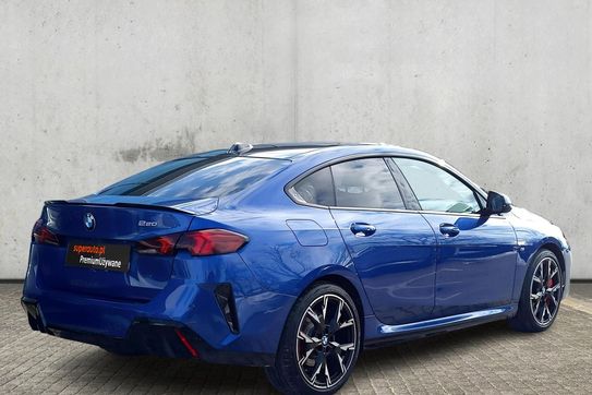 BMW Seria 2 220 mHEV