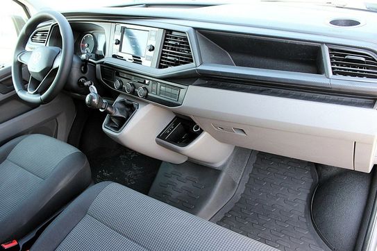 Volkswagen Transporter L2H1