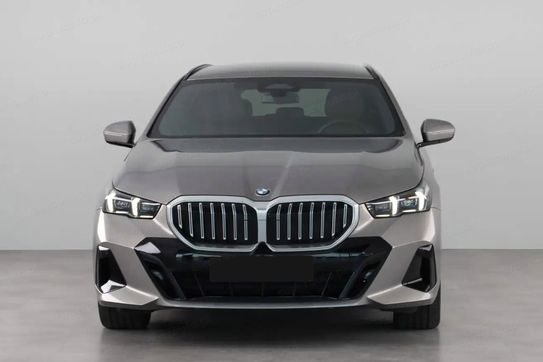 BMW Seria 5 Touring 520d xDrive M Sport