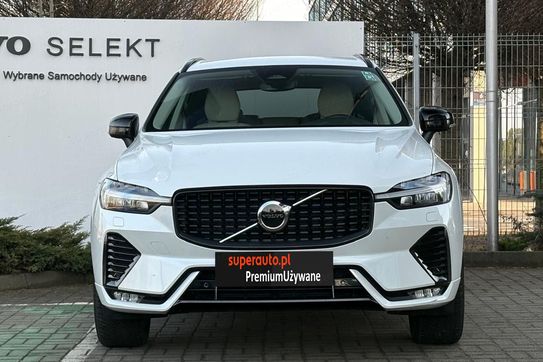 Volvo XC60 B5 B AWD Plus Dark