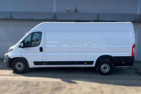 Peugeot Boxer L4H2 AT8
