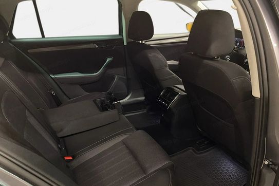Skoda Superb 2.0 TDI DSG