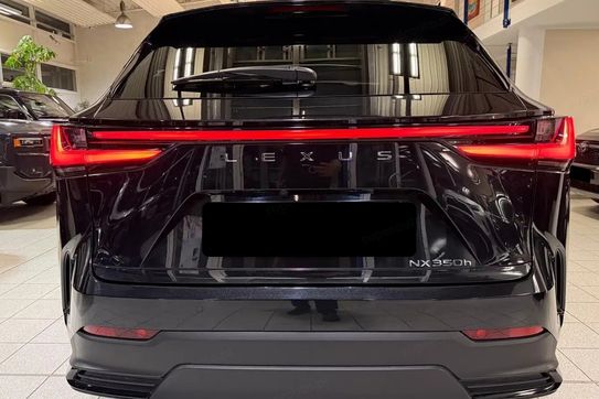 Lexus NX 350h Omotenashi 2.5 Hybrid AWD