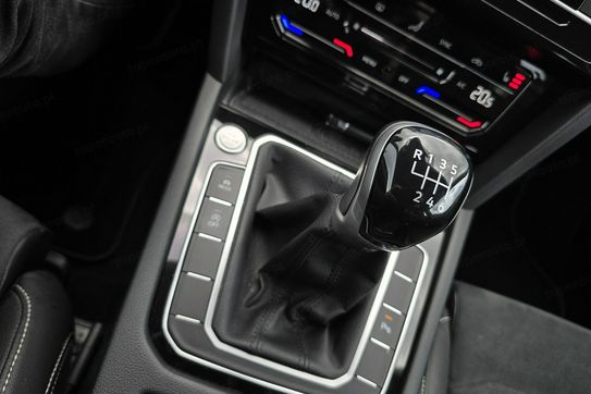 Volkswagen Passat 1.5 TSI Elegance