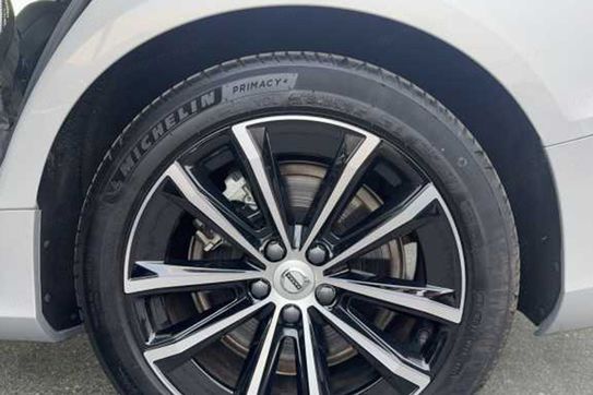 Volvo V60 T6 AWD Plug-In Hybrid Plus Dark aut