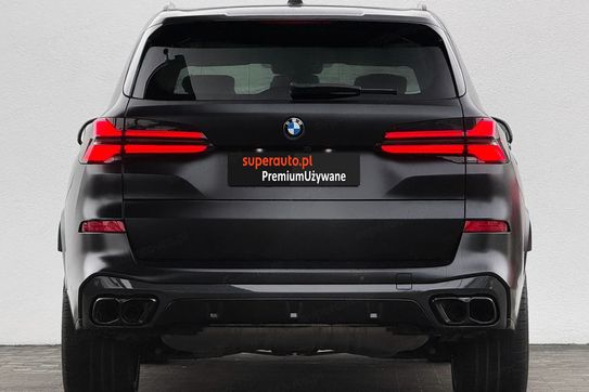 BMW X5 M60i xDrive